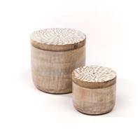 Lot de 2 boîtes rondes Mango wood en bois sculpté motifs beige marron