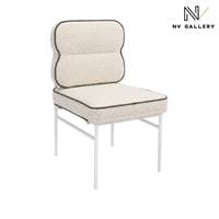 Ribola chaise de jardin en tissu beige bouclé et métal blanc