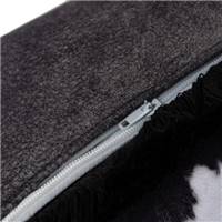 Holstein coussin carré velours noir et blanc vachette 45x45cm