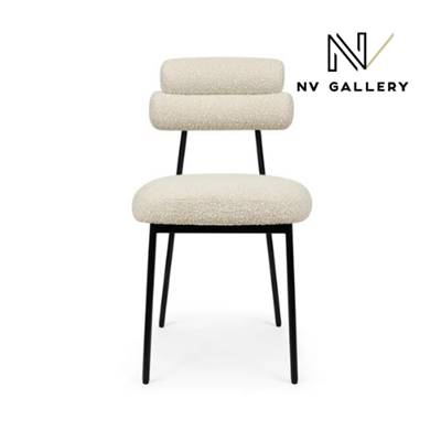Glorys chaise en tissu bouclé blanc et métal noir