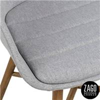 Jeff chaise en tissu gris clair et pieds en chêne foncé