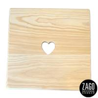 Region tabouret bas carré en pin brut motif coeur