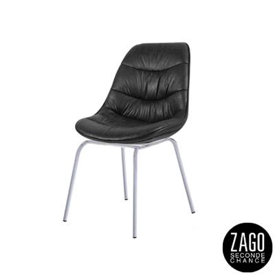 Billy chaise imitation cuir noir pieds gris