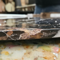 Nadara plateau de table en marbre ambré Ø120