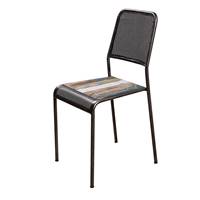 Kléo chaise métal perforé et bois de bateau recyclé
