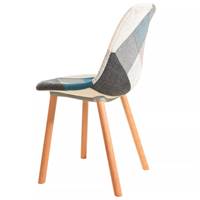 Chaise scandinave patchwork en tissu bleu