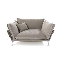 Laura fauteuil en velours beige foncé et pieds argentés