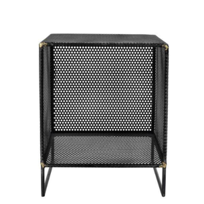 Loft cube en métal perforé noir style industriel