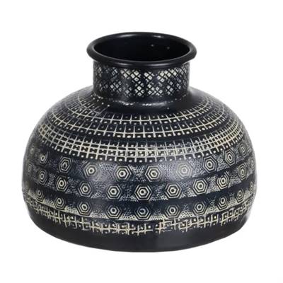 André vase noir en aluminium 13